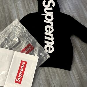 Supreme Black Hoodie Sweater